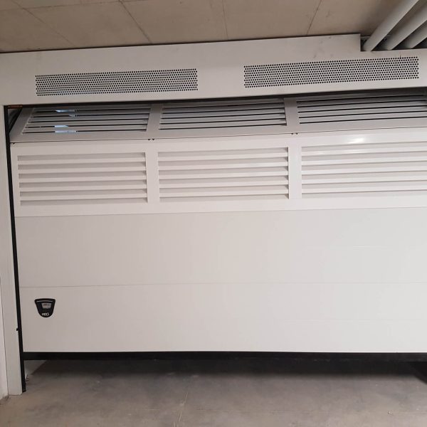 porta garage bloccata o non funzionante: servizio di manutenzione e intervento BBG
