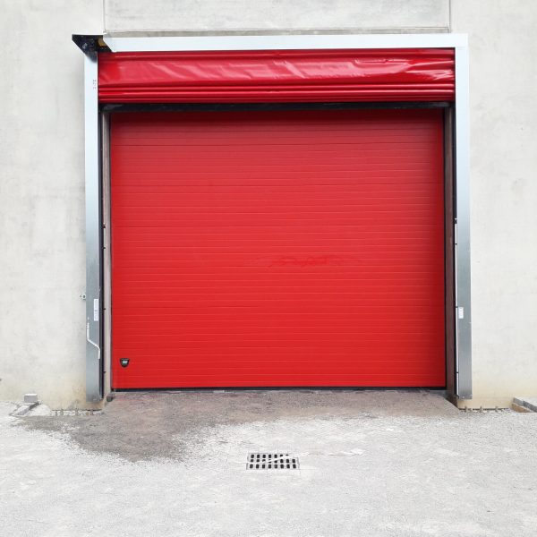 Porta rapida impacchettamento Leonardo in posa esterna