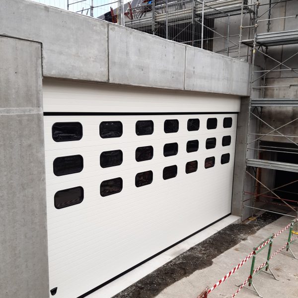 Porta sezionale industriale