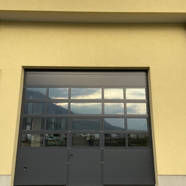 Porta sezionale industriale