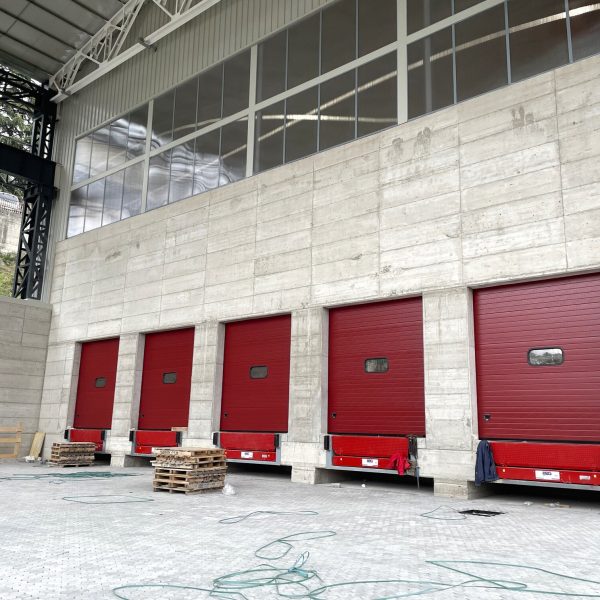 Punti di carico, con oblò