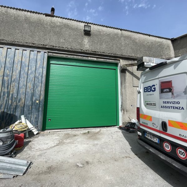 Porta sezionale industriale